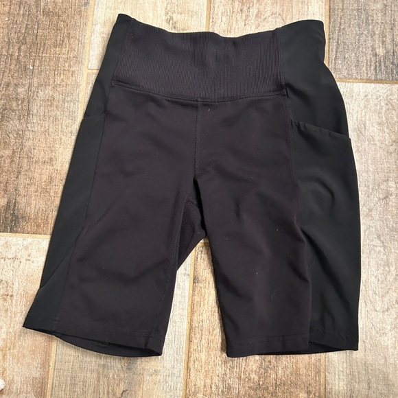 ATHLETA Excursion Hybrid Ribbed 9 Inch Bike Shorts Sz S Black Hiking - Picture 4 of 10